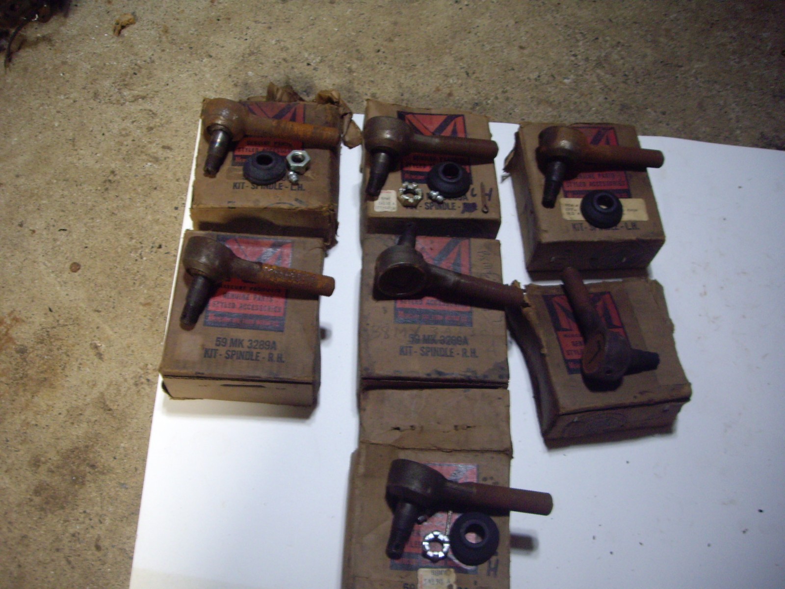 VINTAGE 1958 1959 MERCURY EDSEL NOS TIE ROD ENDS PARTS LOT B8MY-3A130-A VINTAGE 1958 1959 MERCURY EDSEL NOS TIE ROD ENDS PARTS LOT B8MY-3A130-A