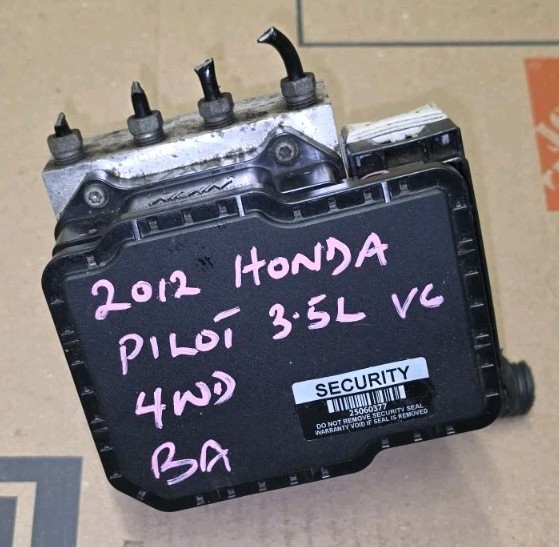 2012-2015 Honda Pilot AWD ABS Anti-Lock Brake Pump Module Assembly 57110-SZA-A11 2012-2015 Honda Pilot AWD ABS Anti-Lock Brake Pump Module Assembly 57110-SZA-A11