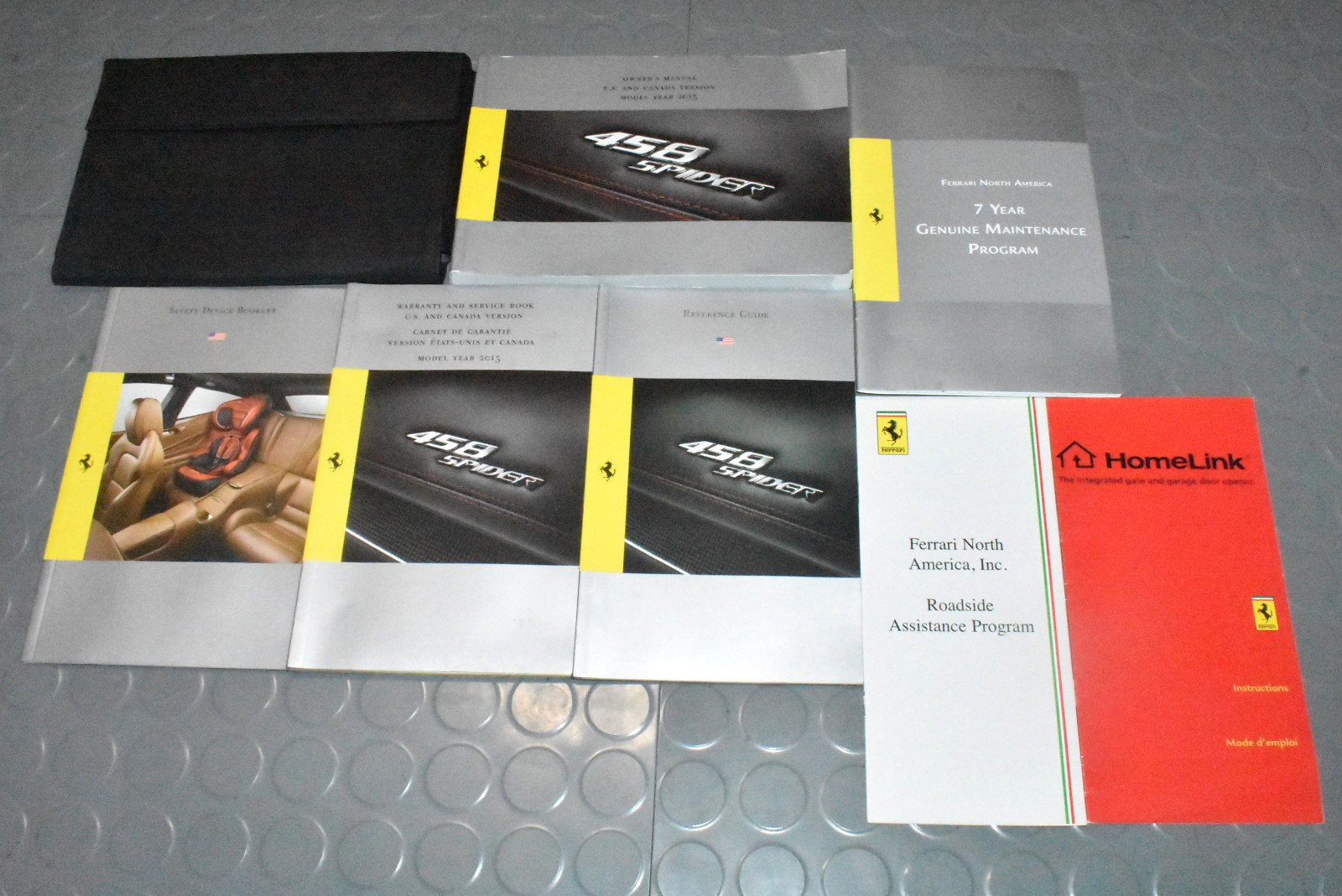 2015 Ferrari 458 Spider Owners Manual - SET (USA / CANADA) 2015 Ferrari 458 Spider Owners Manual - SET (USA / CANADA)