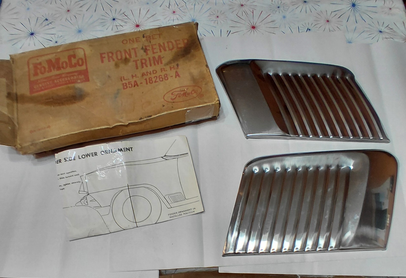 1955 1956 FORD FRONT FENDER TRIM, NOS PAIR, ACCESSORY, ORIG BOX AND INSTRUCTIONS