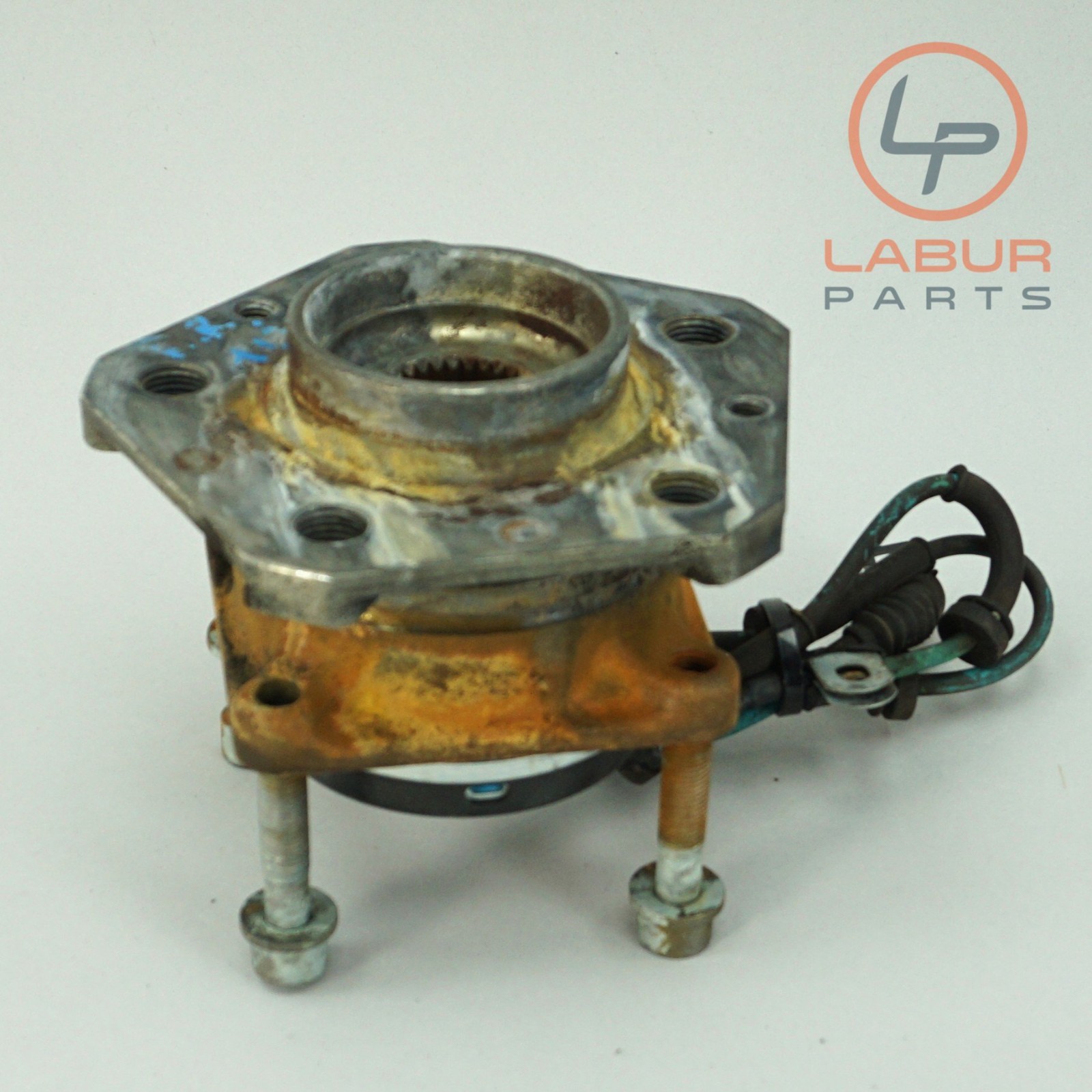 M139 03-19 Maserati Quattroporte Rear Left or Right Spindle Knuckle Hub C1414