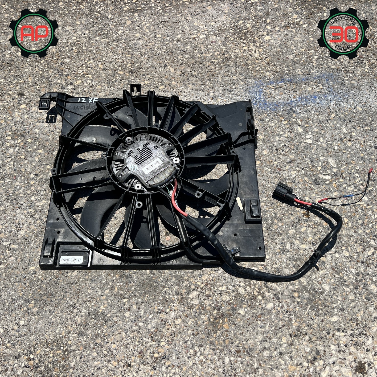 10-19 JAGUAR XF XJ XKR ENGINE MOTOR COOLING RADIATOR FAN ASSEMBLY OEM 10-19 JAGUAR XF XJ XKR ENGINE MOTOR COOLING RADIATOR FAN ASSEMBLY OEM