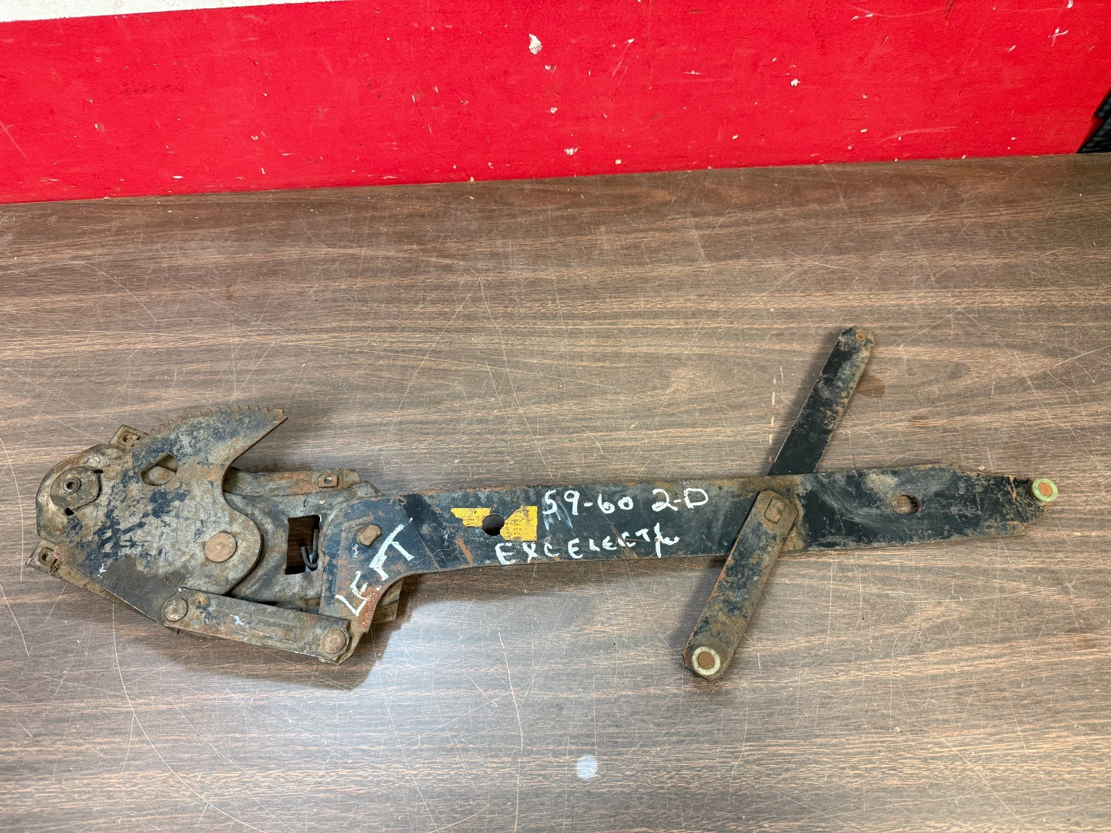 1959 1960 CHEVY IMPALA LH DOOR WINDOW REGULATOR NOS GM 926