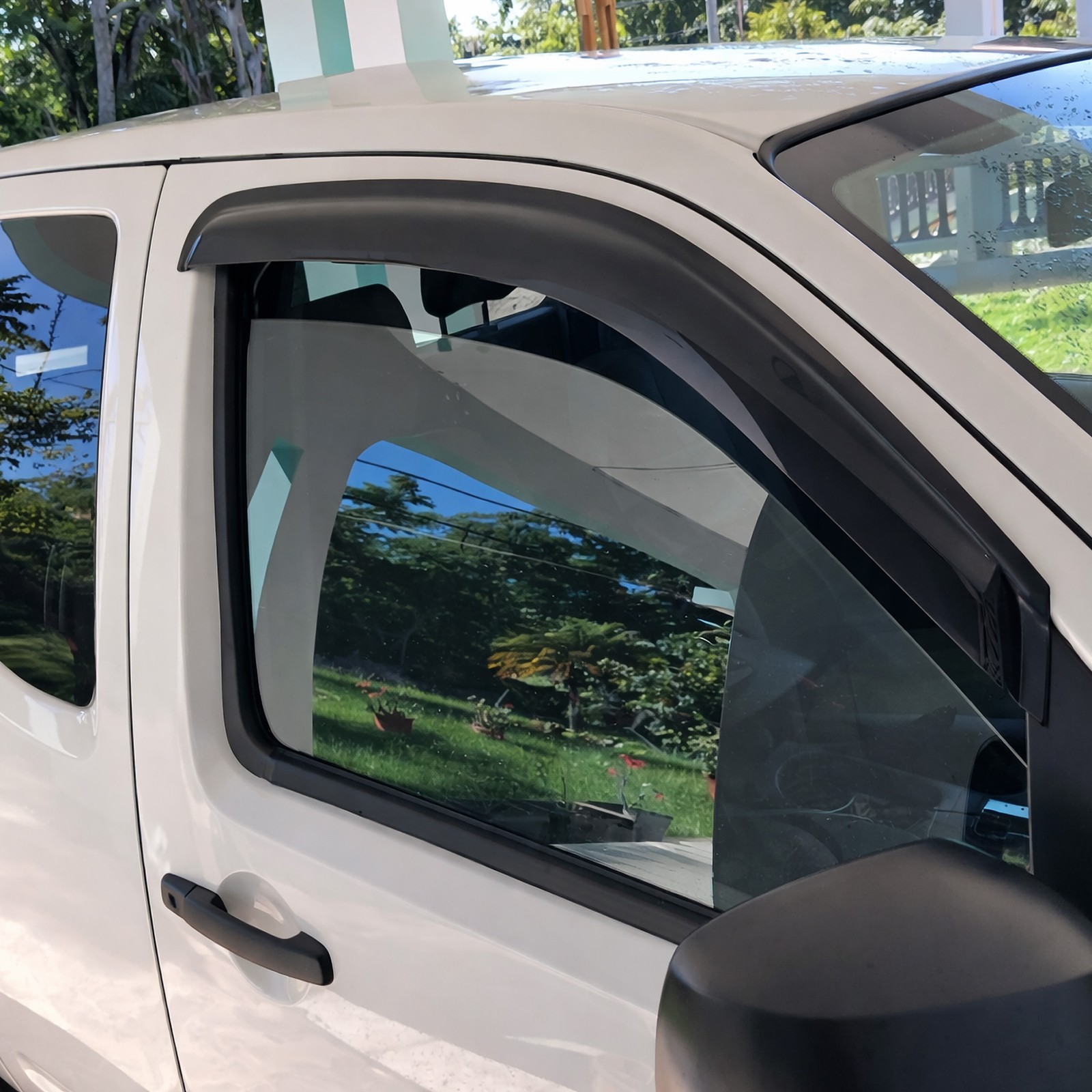 For Geo Tracker 1989-1997 Smoke Out-Channel Window Rain Guards Visor 4pcs Set