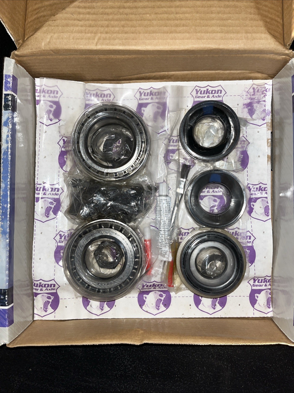 Yukon Gear & Axle (YK C9.25-F) Master Overhaul Kit for Dodge Truck/Chrysler 9...