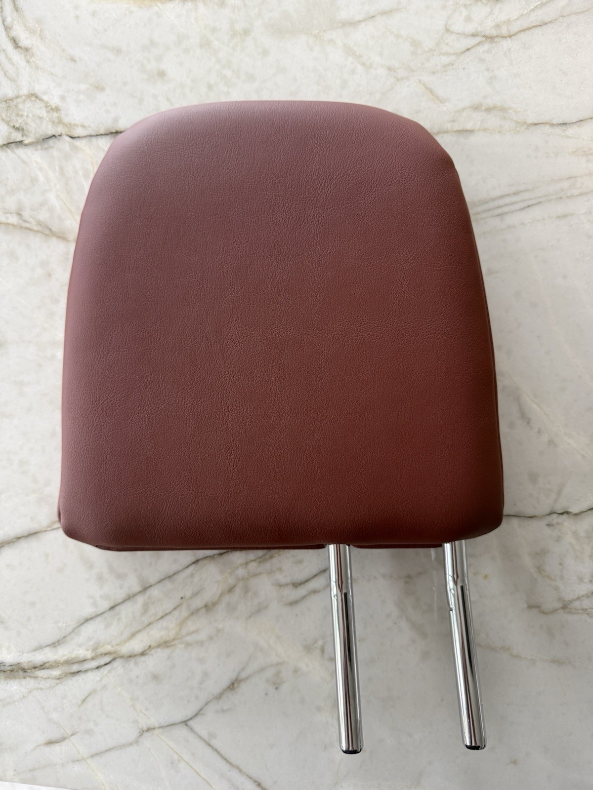 Lexus LX570 Rear 3rd Row Seat Headrest Finished In Cabernet Red Leather. OEM Lexus LX570 Rear 3rd Row Seat Headrest Finished In Cabernet Red Leather. OEM