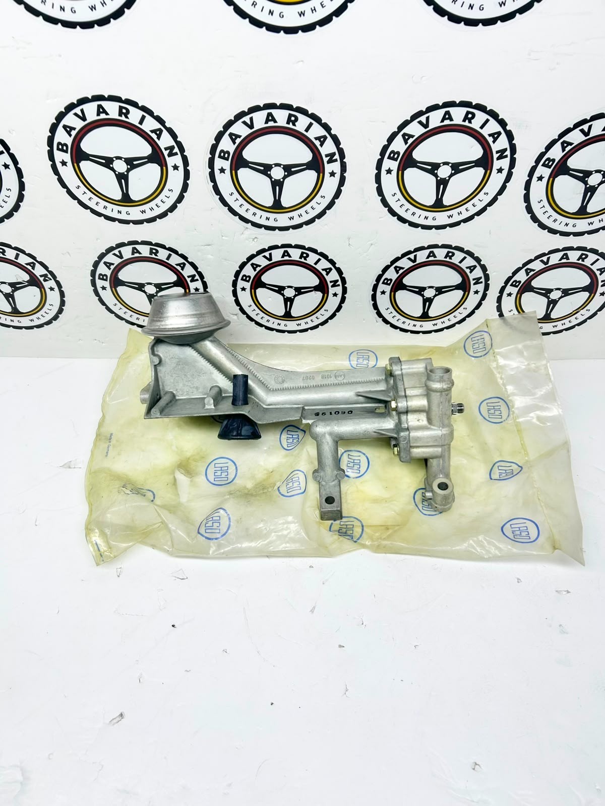BMW E28 M5 M535 OIL PUMP LASO GENUINE NEW OLD STOCK M30 M88 11411286468