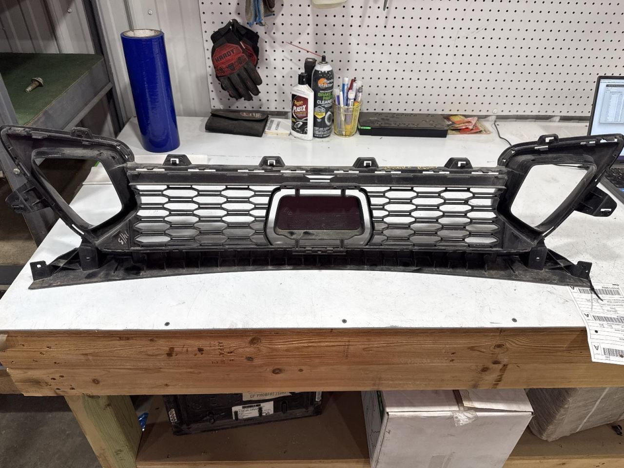 Grille With M-aerodynamic Package Lower Center Fits 20-24 BMW 228i 2217629