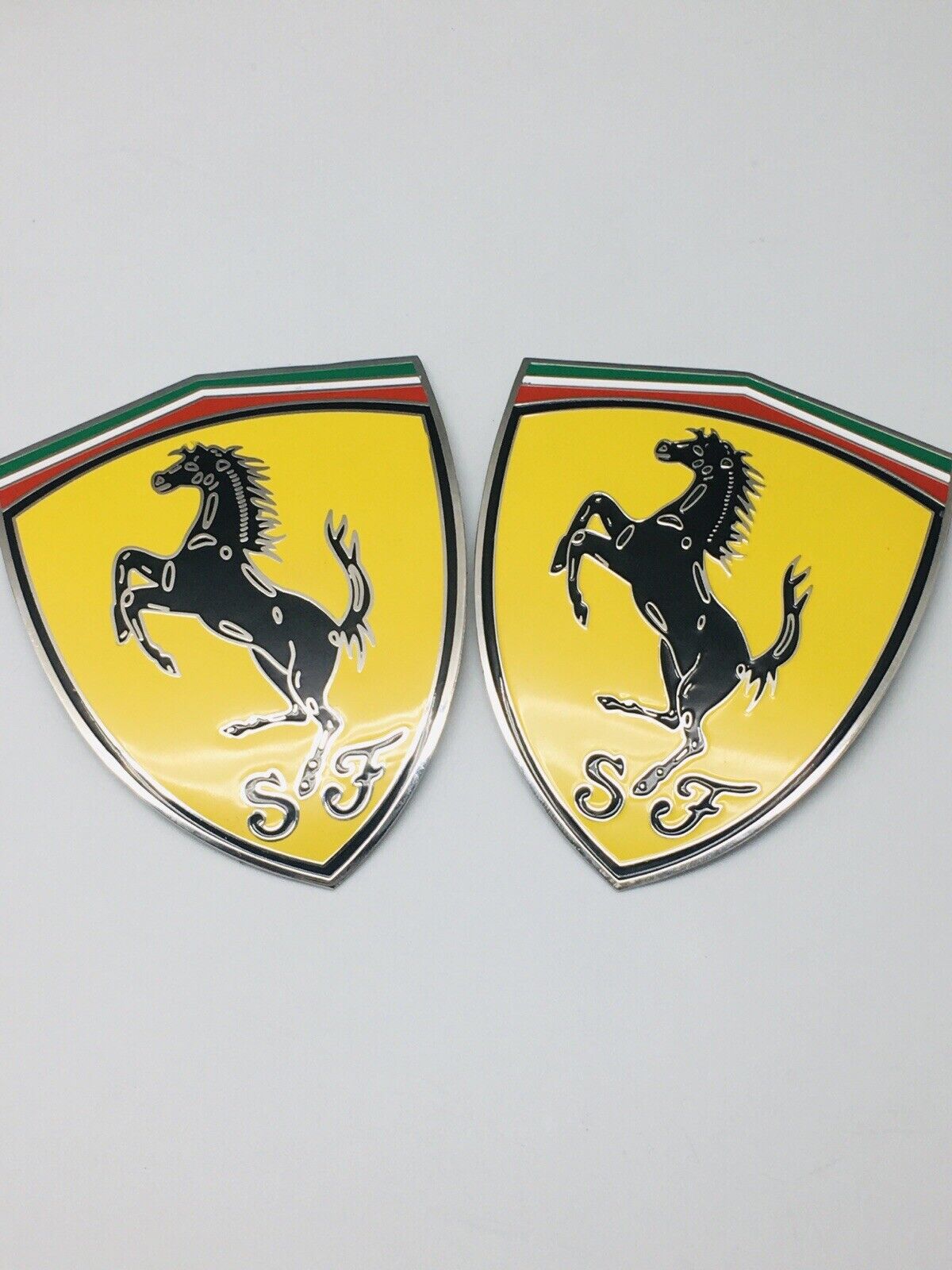 Ferrari Scuderia Fender Shield Testarossa / 512 / 348 / 355 (EMS )