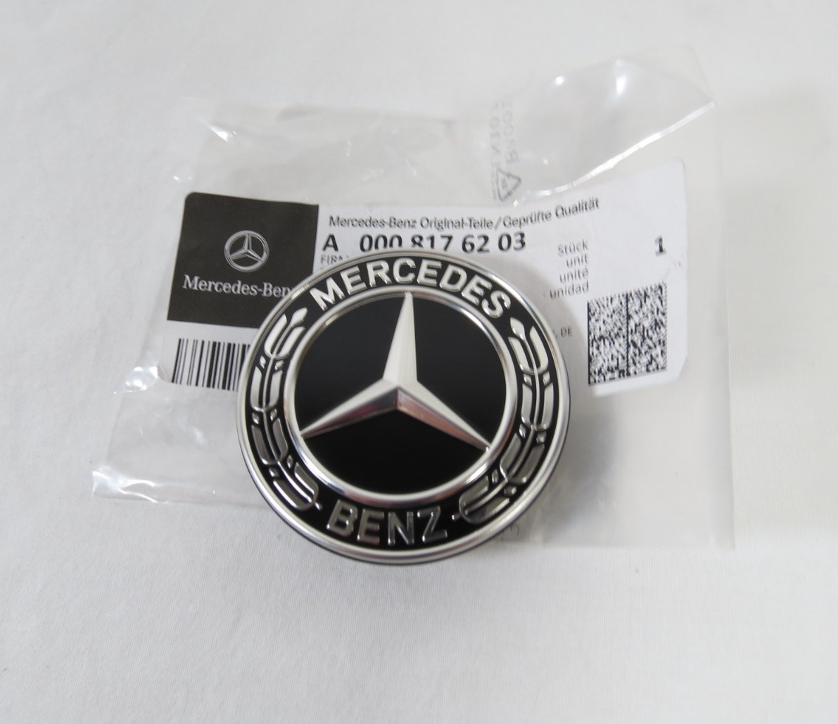 2020-2026 Mercedes CLA250 Front Black Emblem Bumper Badge Star Logo Genuine OEM 2020-2026 Mercedes CLA250 Front Black Emblem Bumper Badge Star Logo Genuine OEM