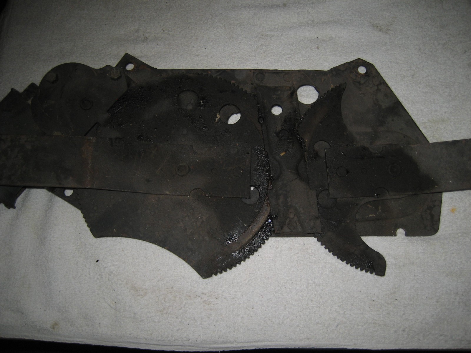 1959 1960 Chevrolet Station Wagon Rear Power Window Regulator 1959 1960 Chevrolet Station Wagon Rear Power Window Regulator