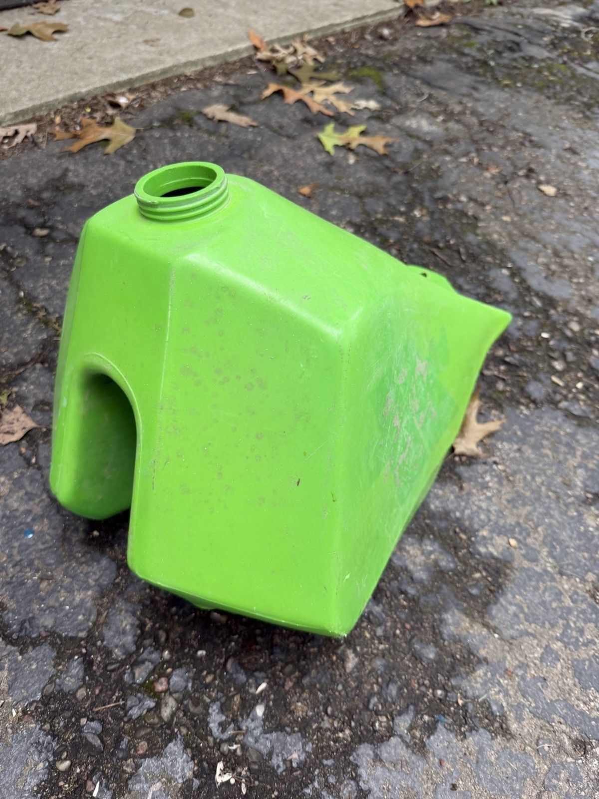 Vtg 1980s 1970s Kawasaki Kx gas fuel tank Bike Motorcycle Green Vtg 1980s 1970s Kawasaki Kx gas fuel tank Bike Motorcycle Green