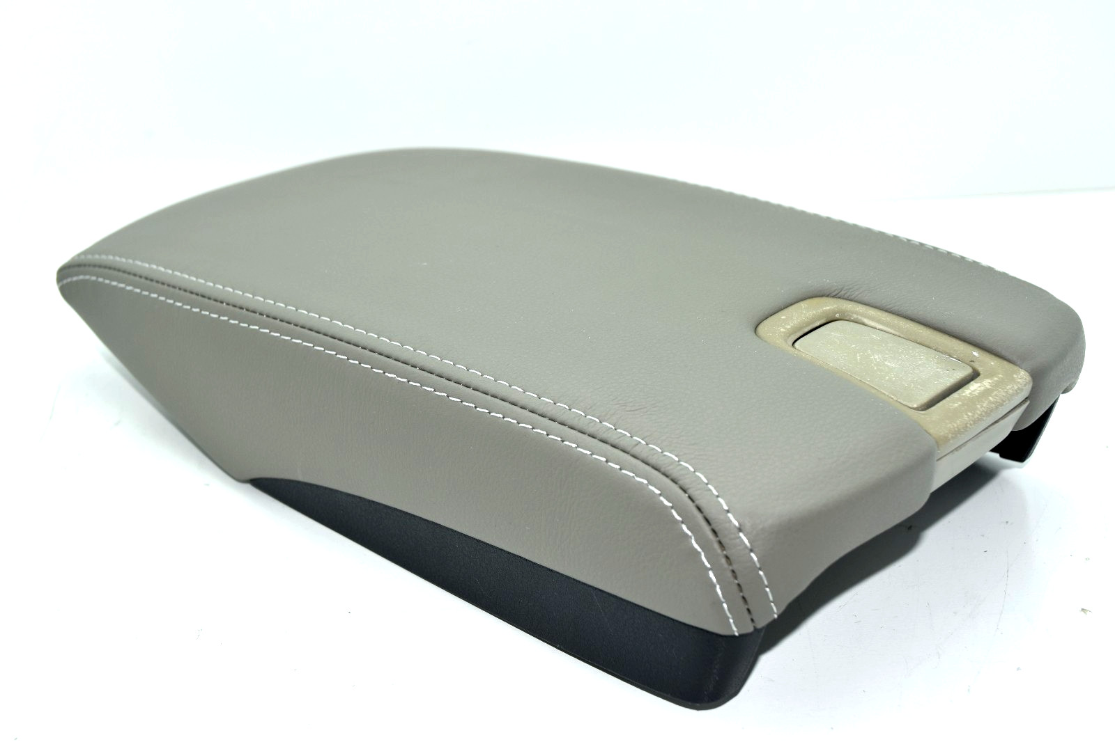 π 2007-2009 Lexus ES350 Gray Armrest Center Console Leather Lid Assembly π 2007-2009 Lexus ES350 Gray Armrest Center Console Leather Lid Assembly