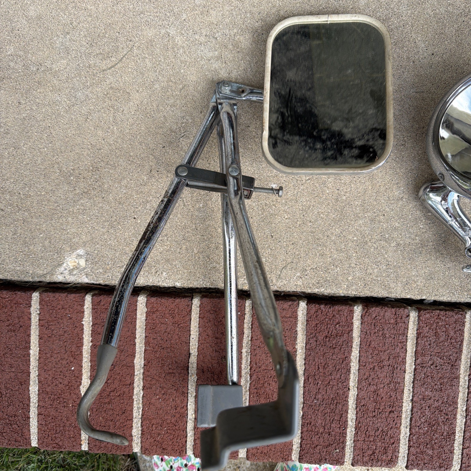 VINTAGE TRUCK MIRROR SET,TWO,WINDOW CLIP ON,ADJUSTABLE LENGTH,CHROME,UNIVERSAL:) VINTAGE TRUCK MIRROR SET,TWO,WINDOW CLIP ON,ADJUSTABLE LENGTH,CHROME,UNIVERSAL:)
