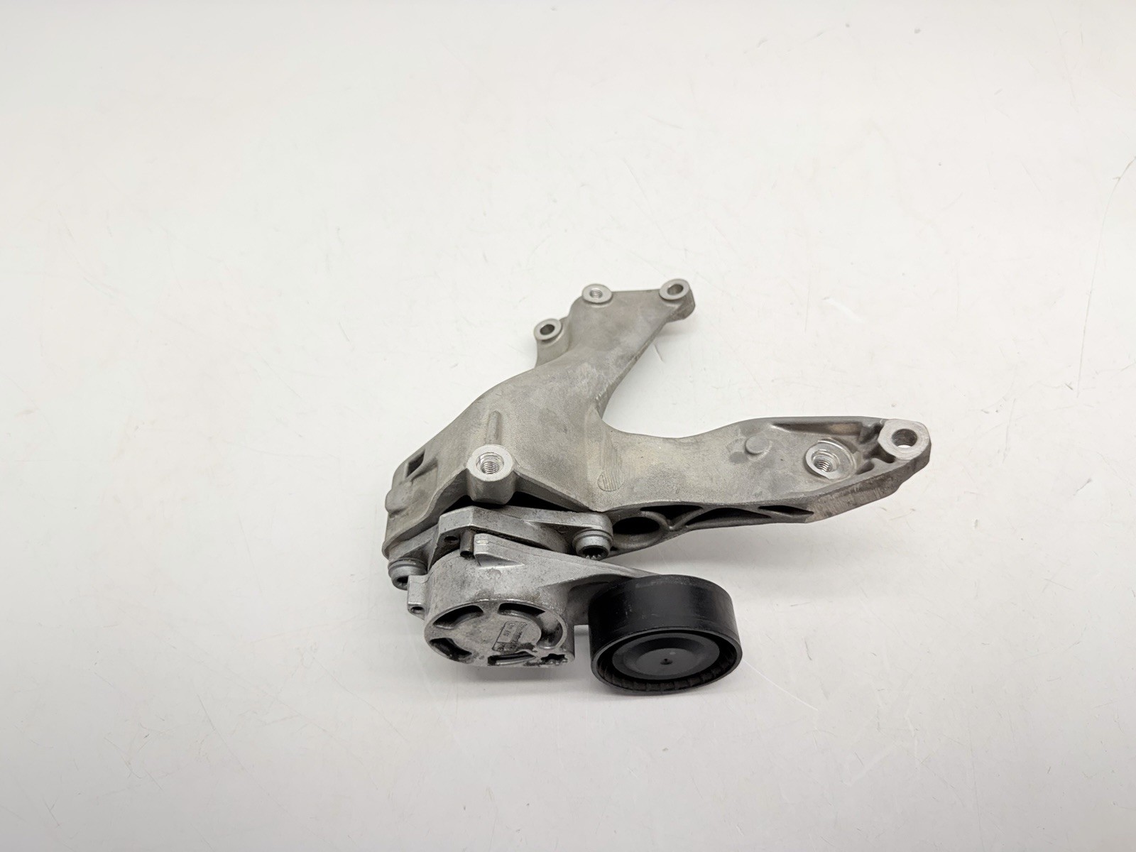 2021-2025 Audi RS6 RS7 Accessory Drive Belt Tensioner Idler Pulley W/Bracket OEM 2021-2025 Audi RS6 RS7 Accessory Drive Belt Tensioner Idler Pulley W/Bracket OEM