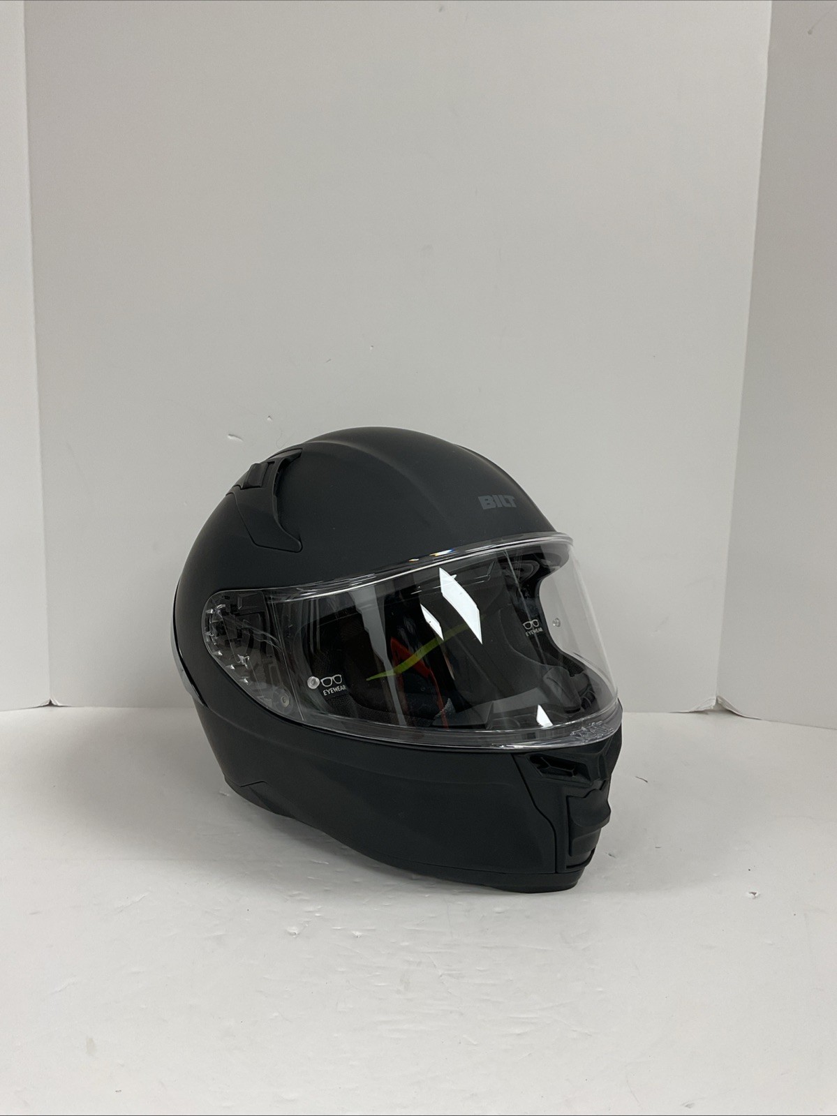 BILT Techno 3.0 Bluetooth Helmet Matte Black Medium . DAMAGED BILT Techno 3.0 Bluetooth Helmet Matte Black Medium . DAMAGED