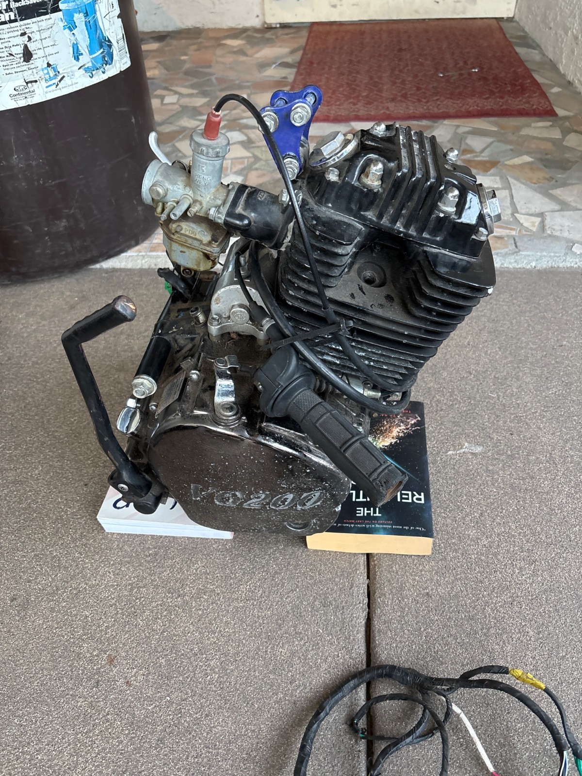 VG200 cc motorcycle ATV vertical upright engine complete used VG200 cc motorcycle ATV vertical upright engine complete used