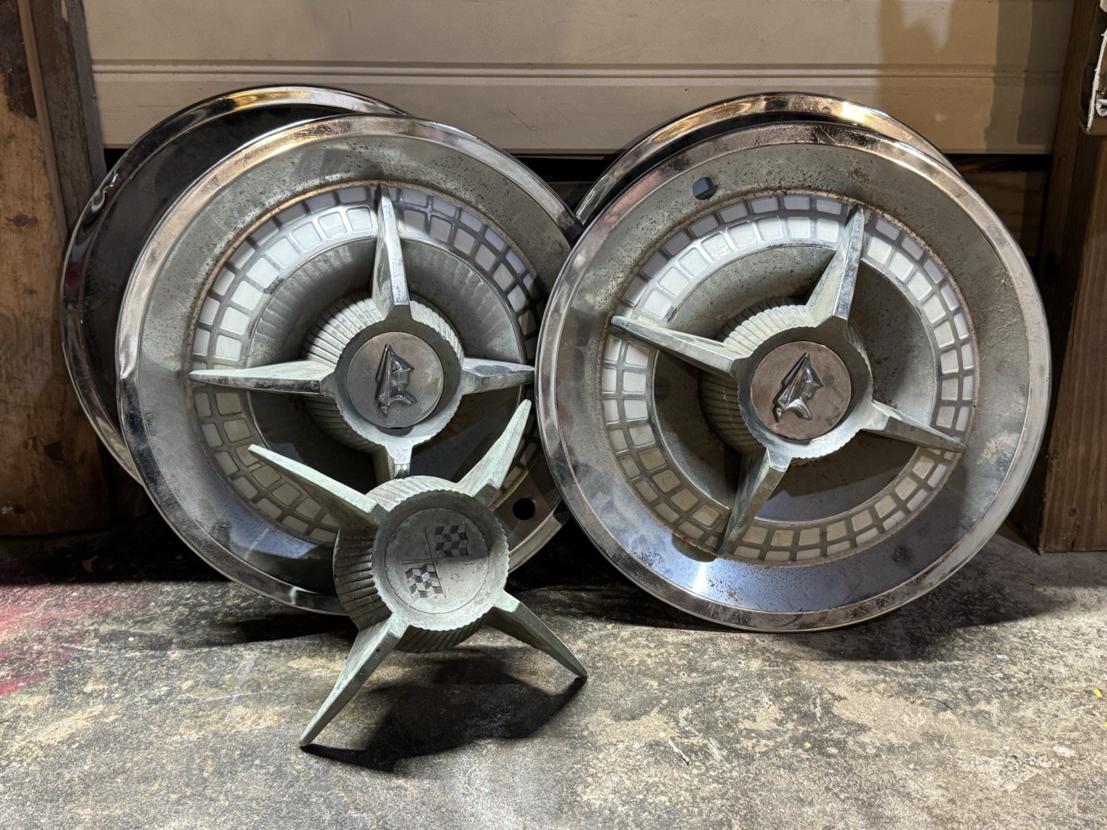 Vintage 1950’s Dodge Lancer Hubcaps Set of 4 Original Auto Parts OEM