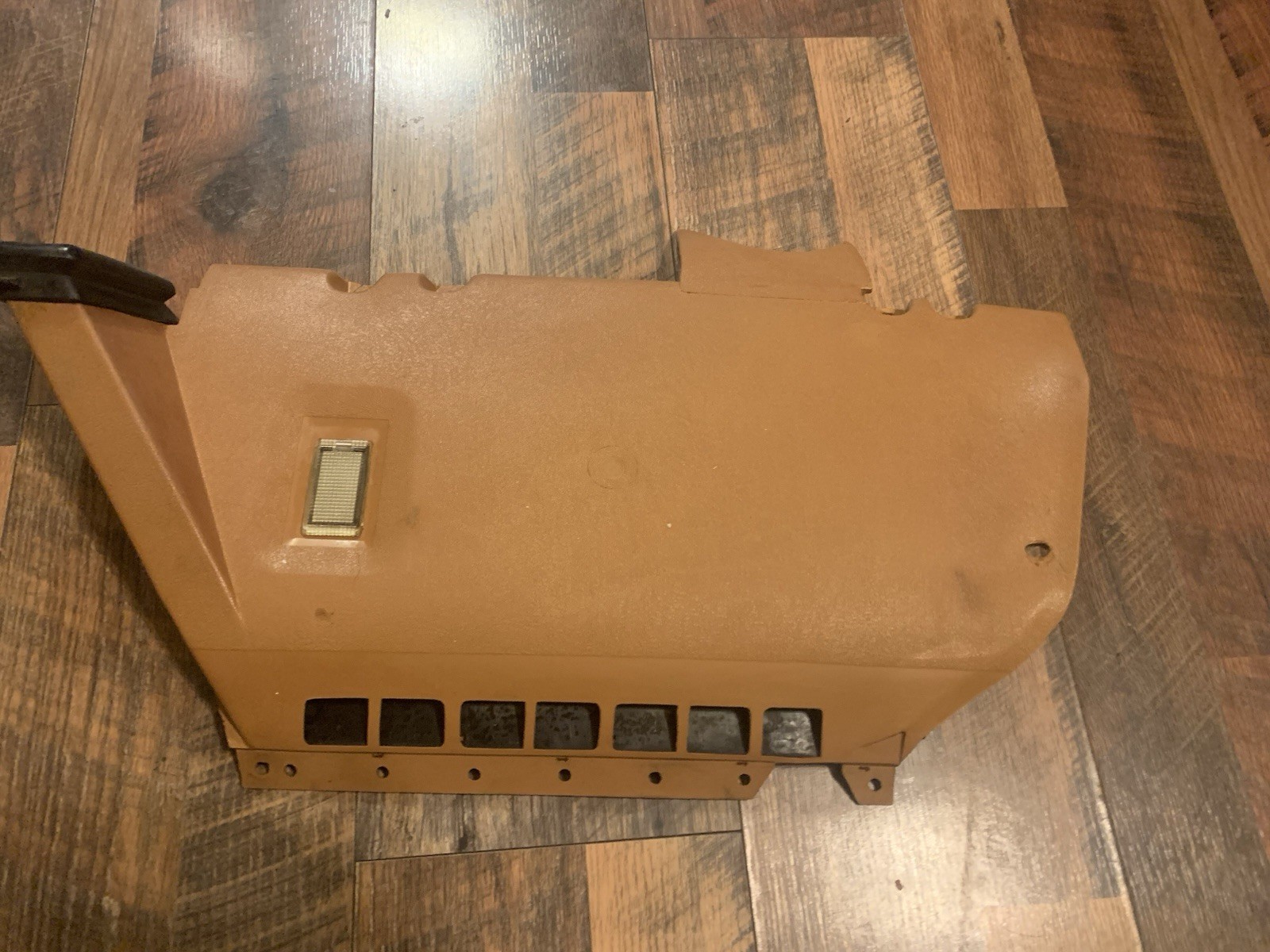 72-85 Mercedes 450SL 380SL R107 Driver Bolster Knee Panel Palomino Lower Dash OE 72-85 Mercedes 450SL 380SL R107 Driver Bolster Knee Panel Palomino Lower Dash OE