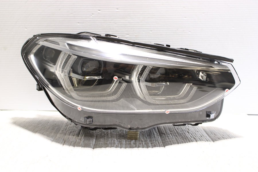2018-2021 BMW X3 LED Right Side Adaptive Headlight Assembly OEM 63117466116
