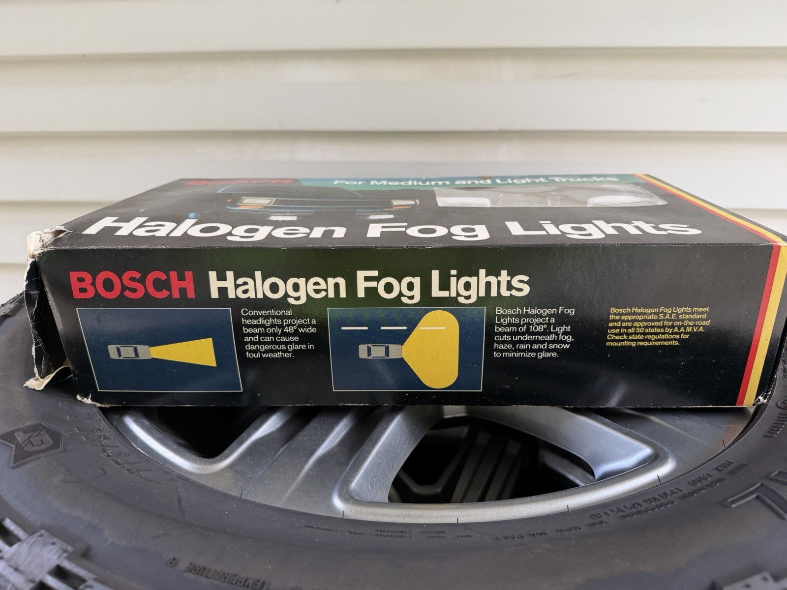 Bosch Halogen Fog Lights 22650 Medium And Light Trucks