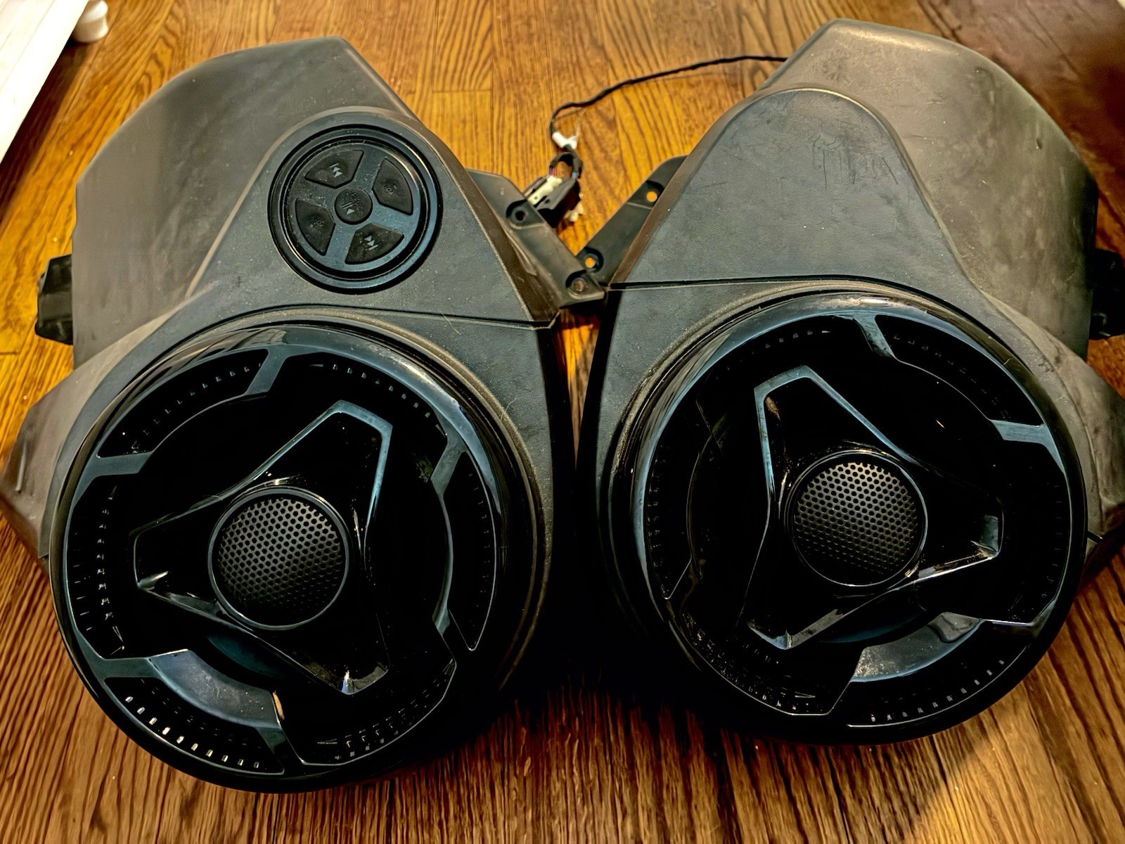 2022 Sea-Doo Wake Pro OEM BRP LH RH Audio Speakers Pair w/ Brackets & Harnesses
