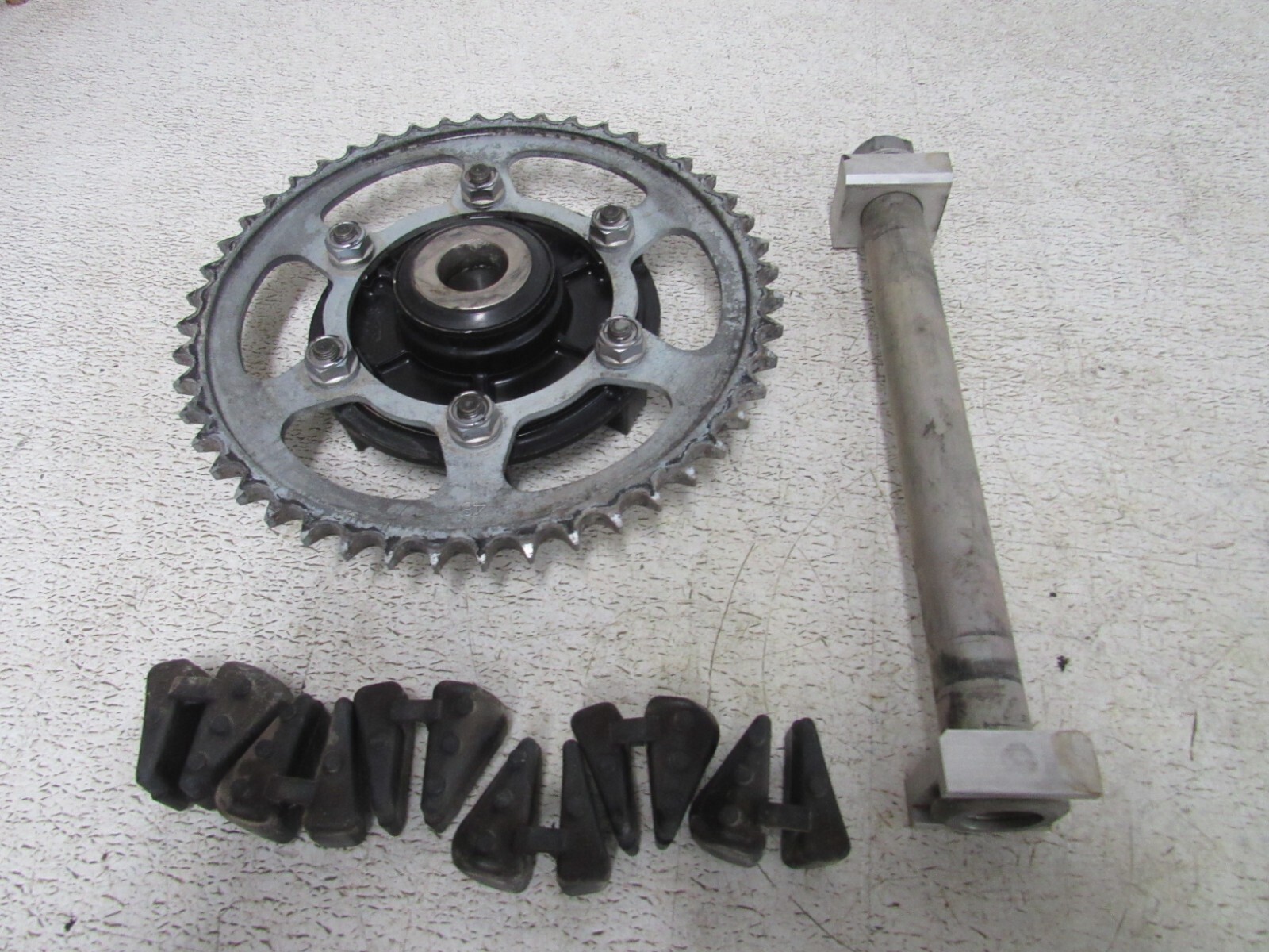 03-09 YAMAHA YZFR6S YZF R6S R6 600 CUSH HUB 48T SPROCKET AXLE STOCK #6272