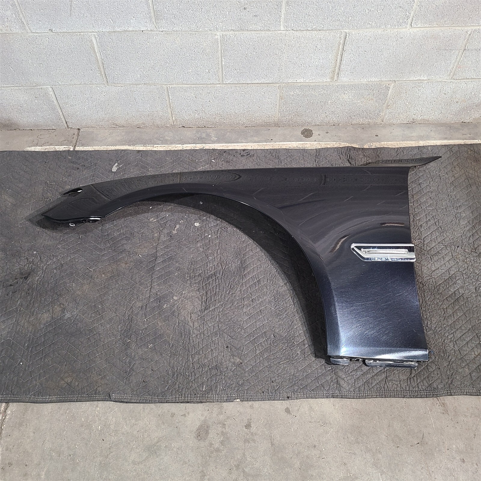 09-15 BMW 740Li Driver Front Fender Lh Black Aa7497 09-15 BMW 740Li Driver Front Fender Lh Black Aa7497