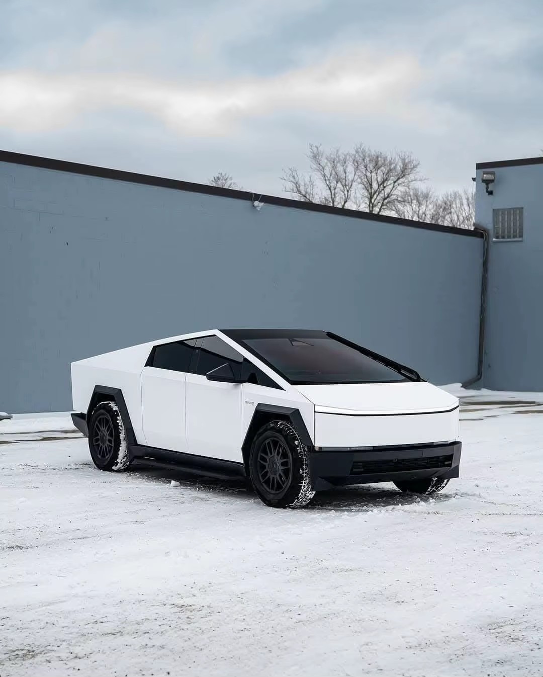 Tesla Cybertruck PreCut Paint Protection PET Vinyl Wrap Color Change Matte White Tesla Cybertruck PreCut Paint Protection PET Vinyl Wrap Color Change Matte White