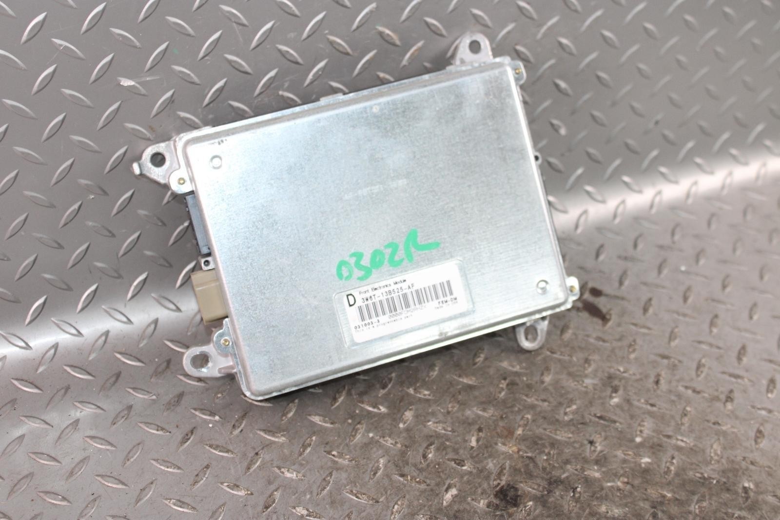 03-05 Thunderbird Front Module Control FEM Lamps Lights ECU ID 3W6T-13B525-AF OE