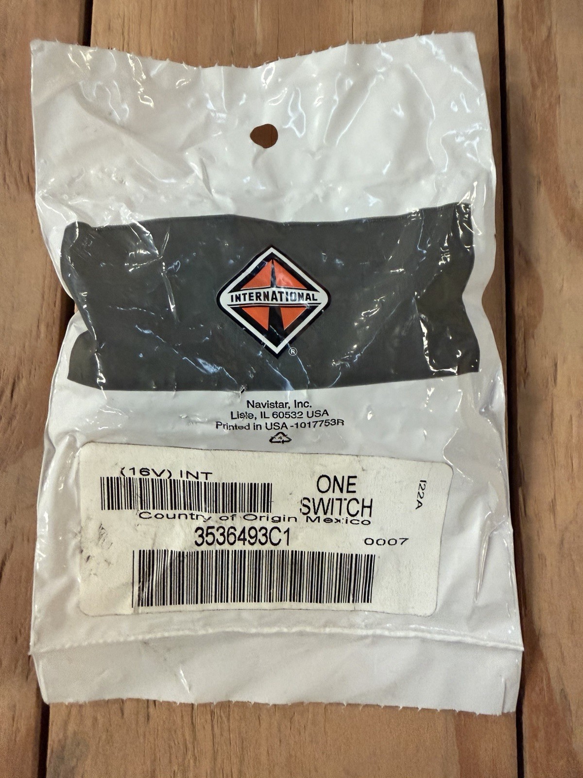 International Navistar 3536493C1 Window Regulator Switch LH Door OEM NOS