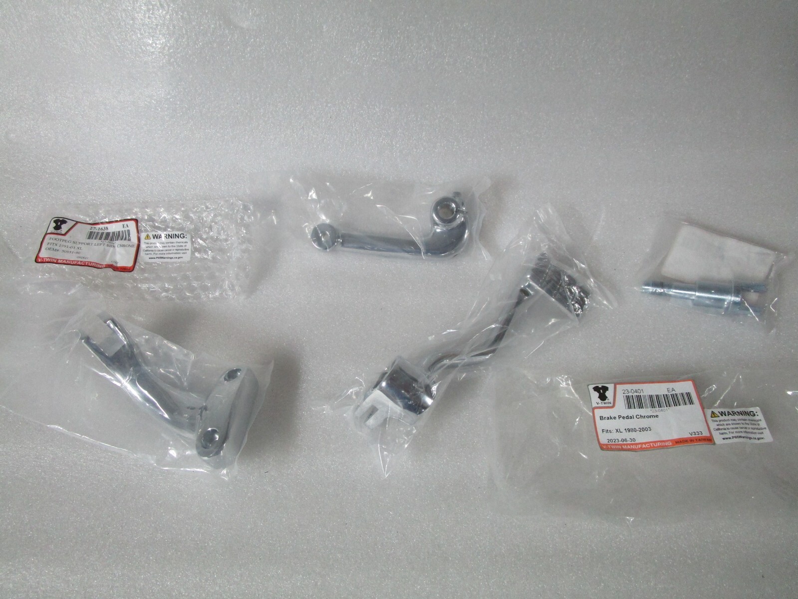 91-03 Harley Davidson XL883 XL1200 Sportster Mid Controls BRAND NEW 91-03 Harley Davidson XL883 XL1200 Sportster Mid Controls BRAND NEW