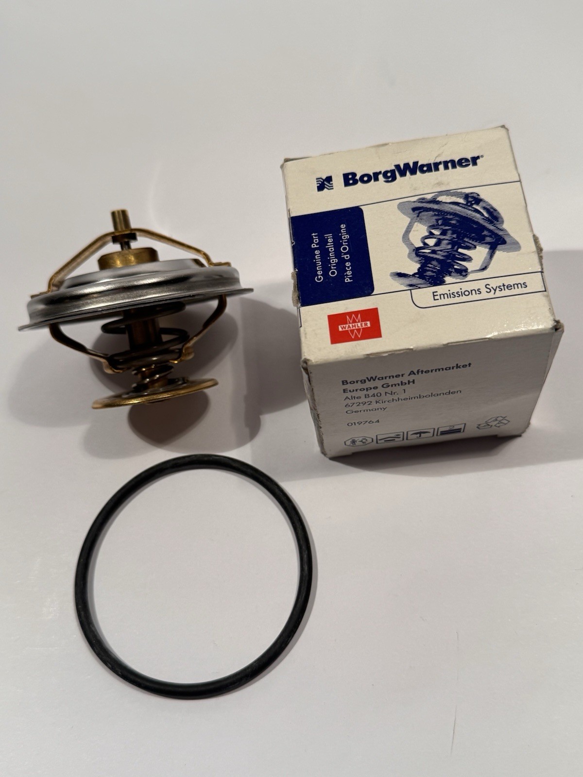 NOS Mercedes Benz Thermostat OEM Wahler OM616 OM617 Diesel W115 W116 W123 W126