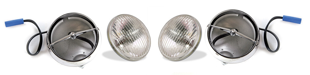 NEW 1968 Mustang GT Fog Light Lamps Housings and Bulbs Set of 2, Pair