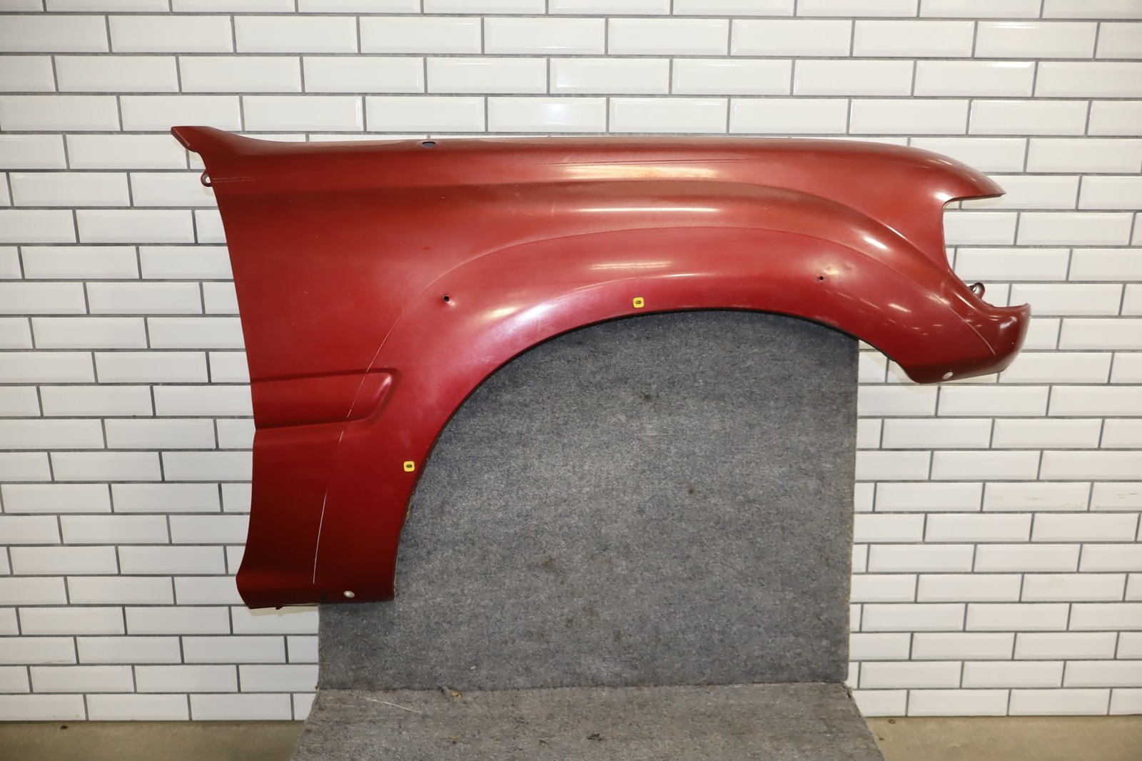 1991-1997 Toyota Land Cruiser Right Fender Medium Red Pearl 3H4 5380160220