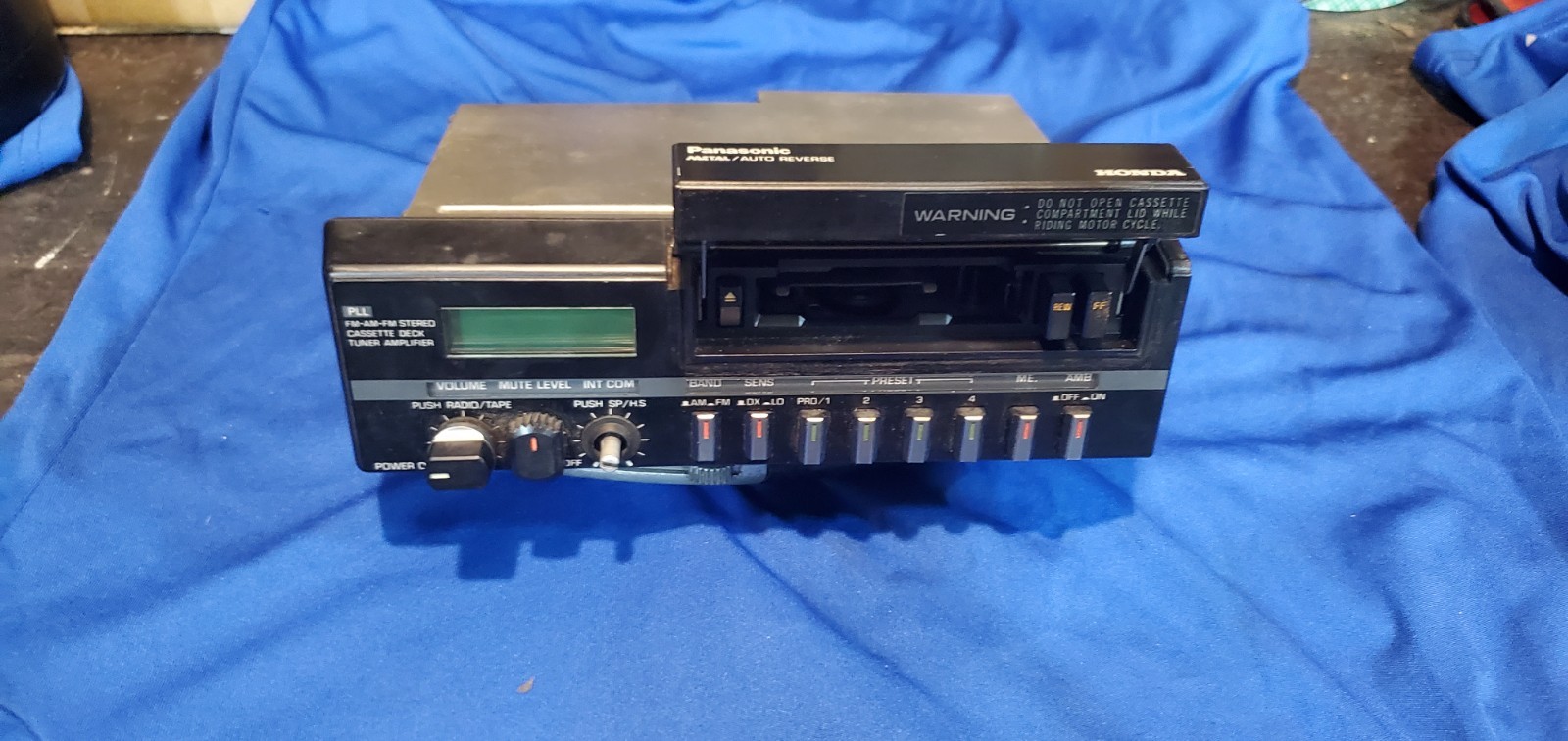 1985 Honda Goldwing Panasonic FM AM Cassette Player 2-Head Auto Reverse 1985 Honda Goldwing Panasonic FM AM Cassette Player 2-Head Auto Reverse