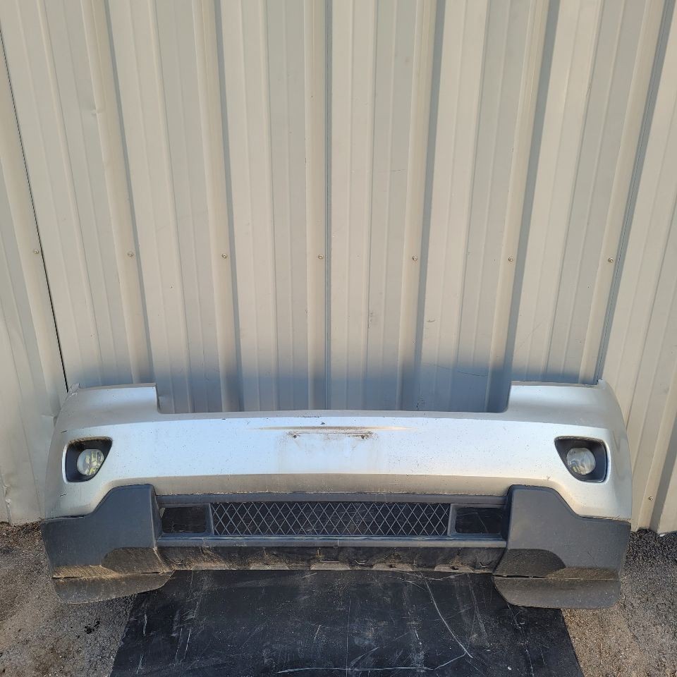 FRONT BUMPER LAREDO WITH LOWER CHROME ACCENT FITS 2011-2013 JEEP GRAND CHEROKEE
