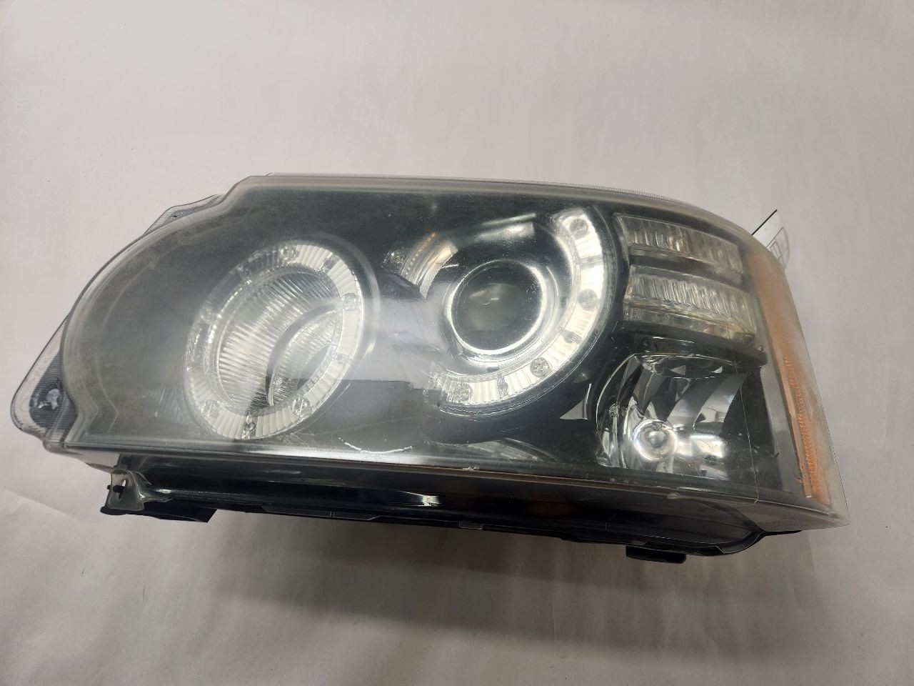 Driver Headlight Xenon HID Fits 13-17 RANGE ROVER 476712