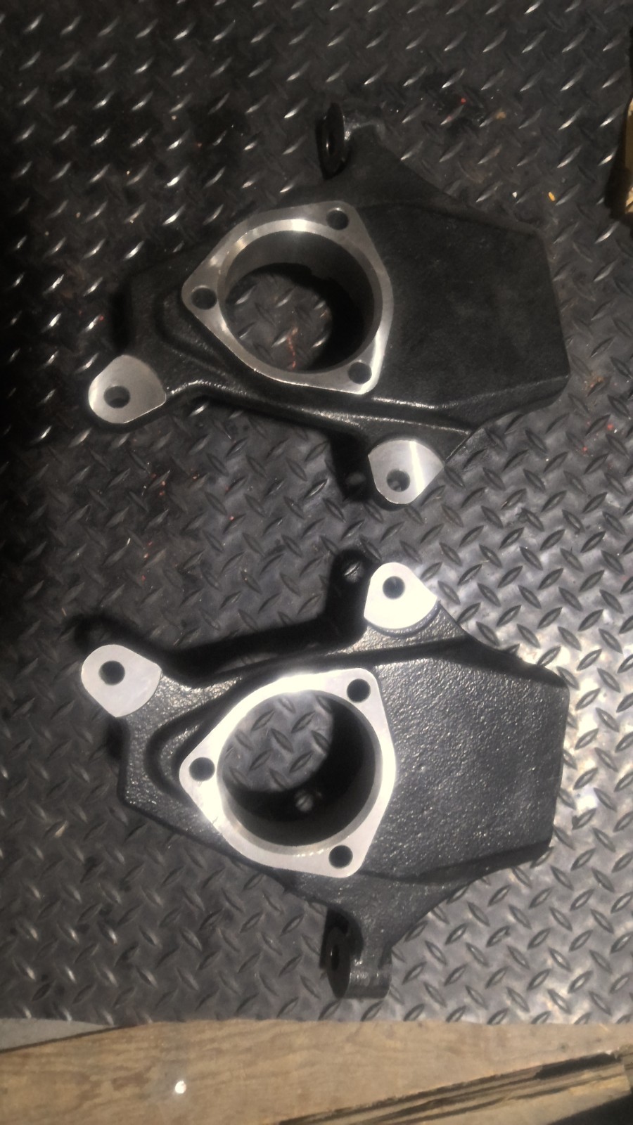 New old stock Max Trac Suspension 2\ New old stock Max Trac Suspension 2\