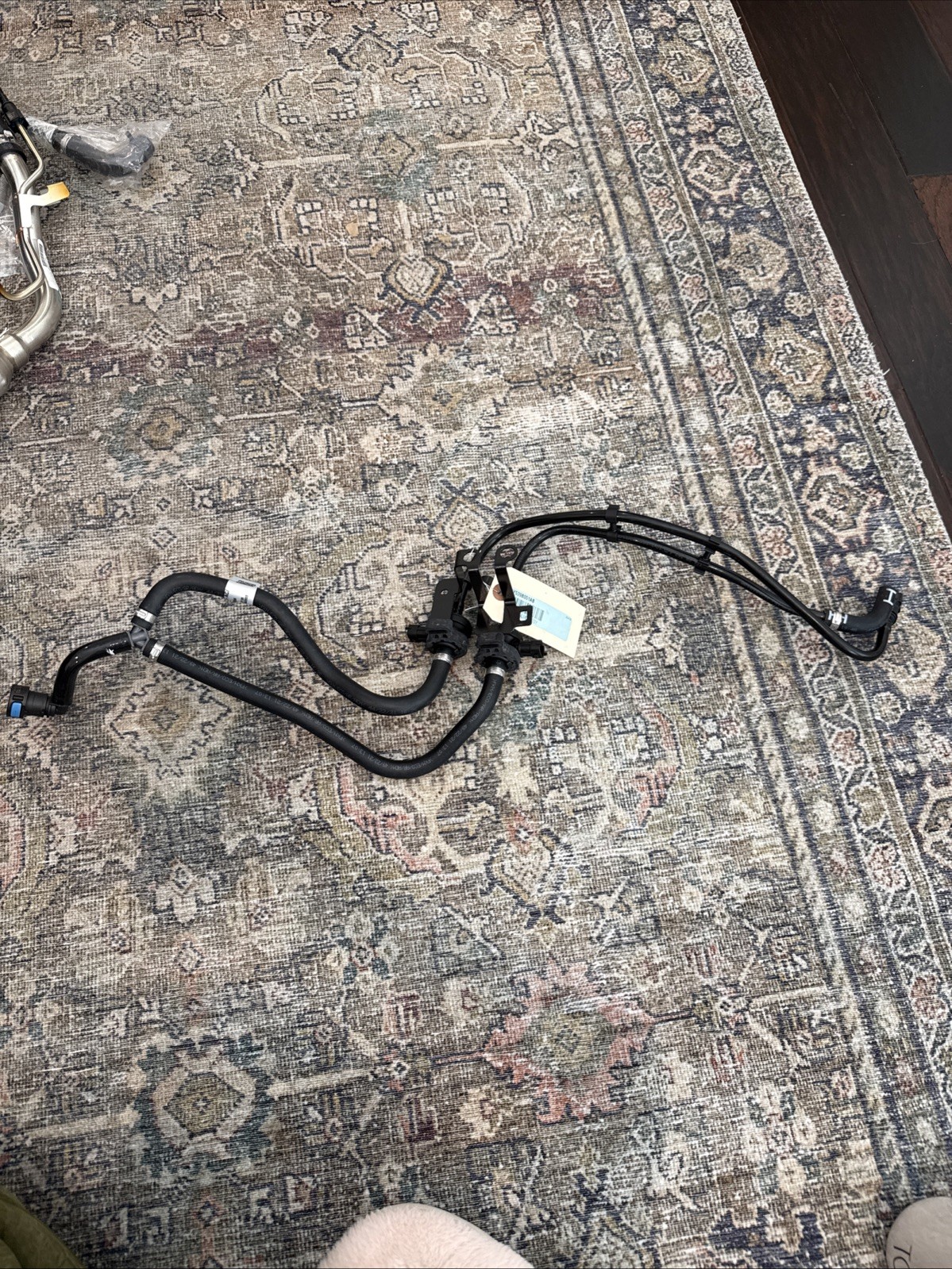 NEW OEM 2022 Aston Martin V8 Vantage Purge Valve JY53-9B051-AB NEW OEM 2022 Aston Martin V8 Vantage Purge Valve JY53-9B051-AB