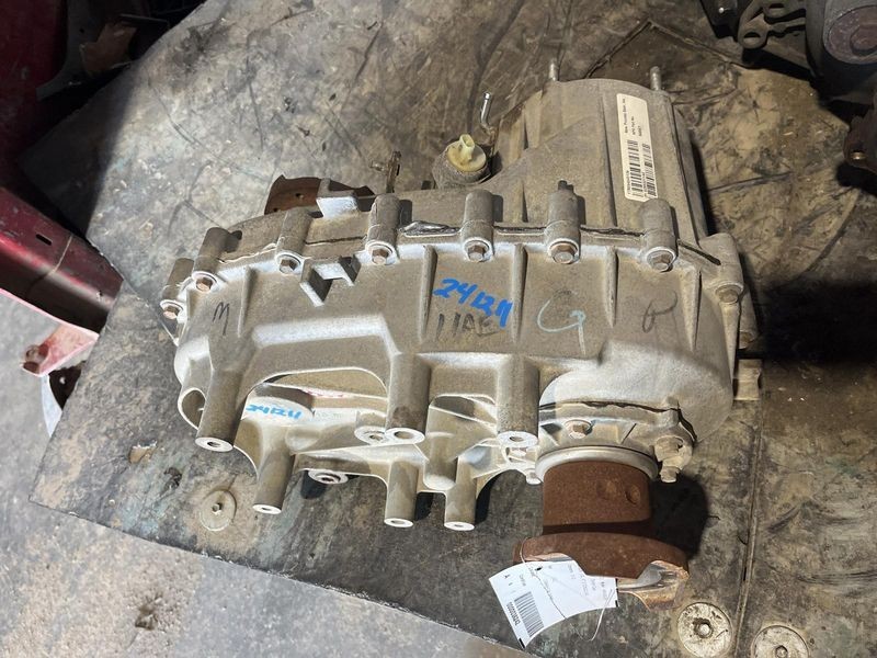 2007-2011 Jeep Wrangler 3.8L Transfer Case Assembly OEM