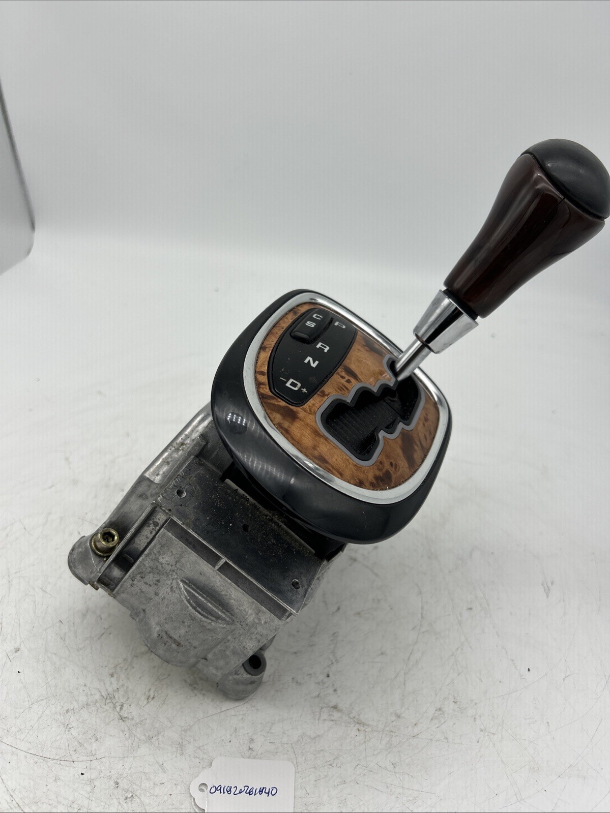 00-06 Mercedes W220 S430 S500 CL500 Floor Gear Shifter Selector 2202673124 OEM 00-06 Mercedes W220 S430 S500 CL500 Floor Gear Shifter Selector 2202673124 OEM