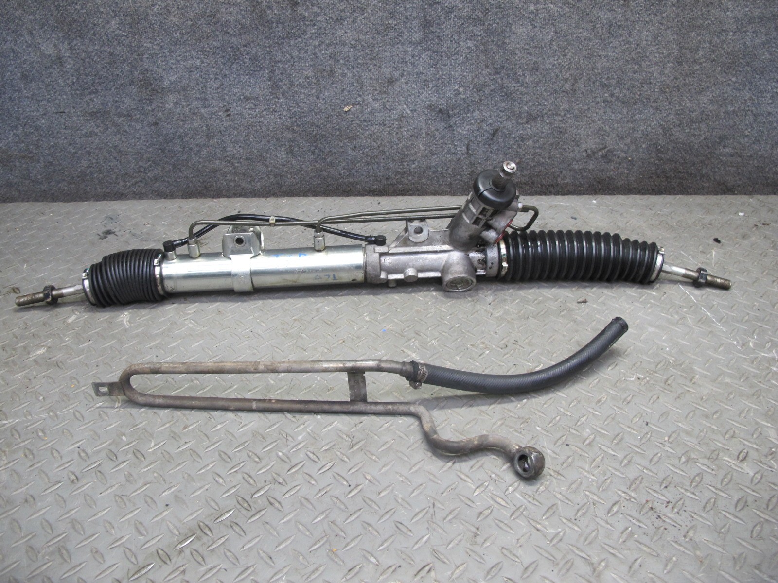 94-99 BMW E36 318ti POWER STEERING RACK & PINION W HOSE LINE OEM