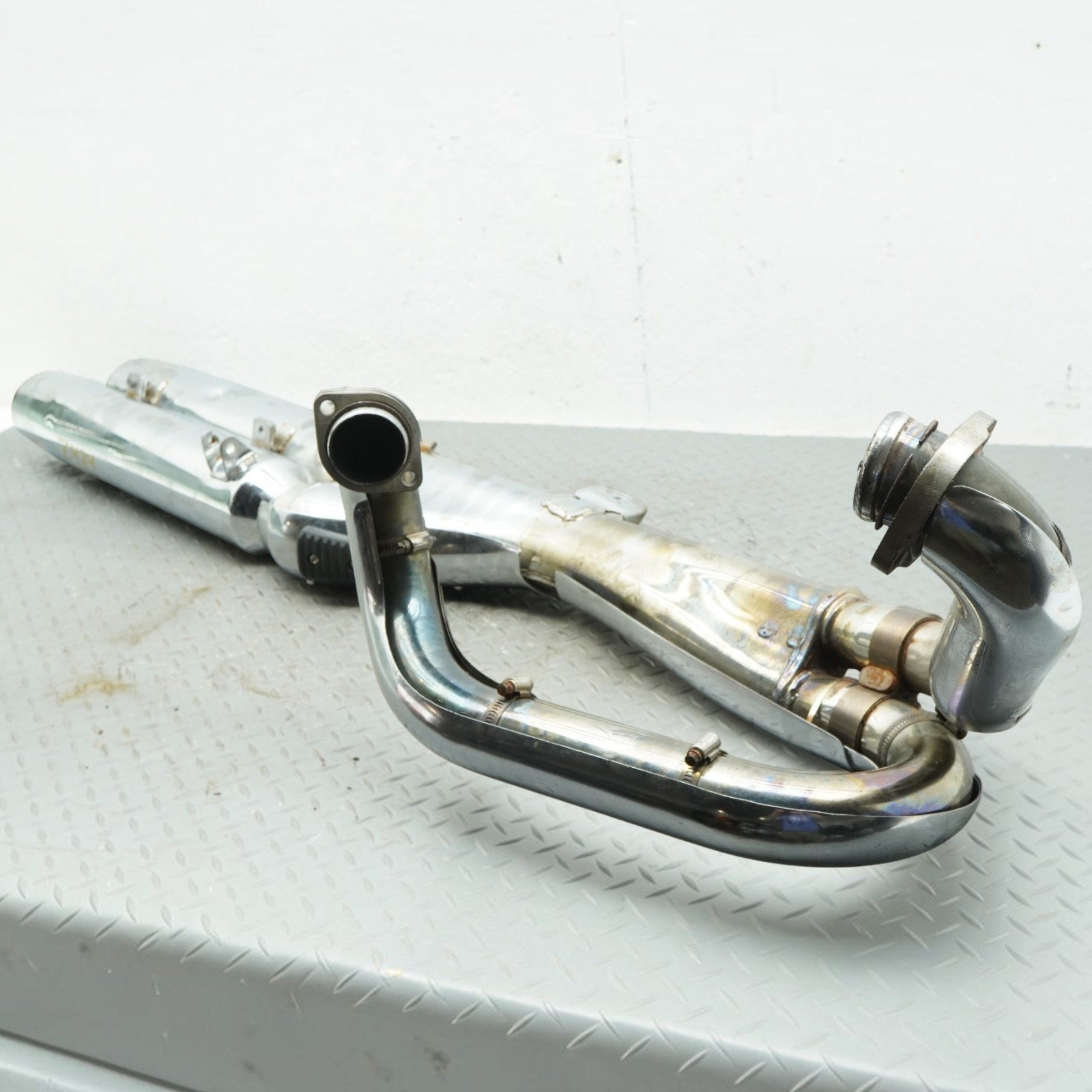 02-06 Harley Davidson VROD VRSCA Full Exhaust Muffler Header System Assembly