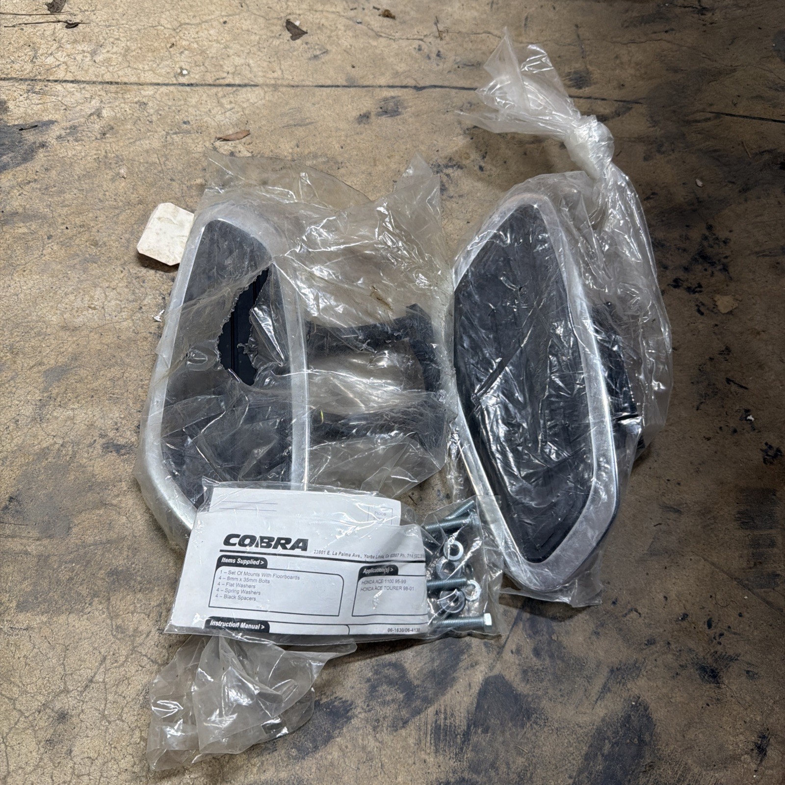Nos No Original box Cobra Driver Floorboards Chrome 06-1630 Honda VT1100