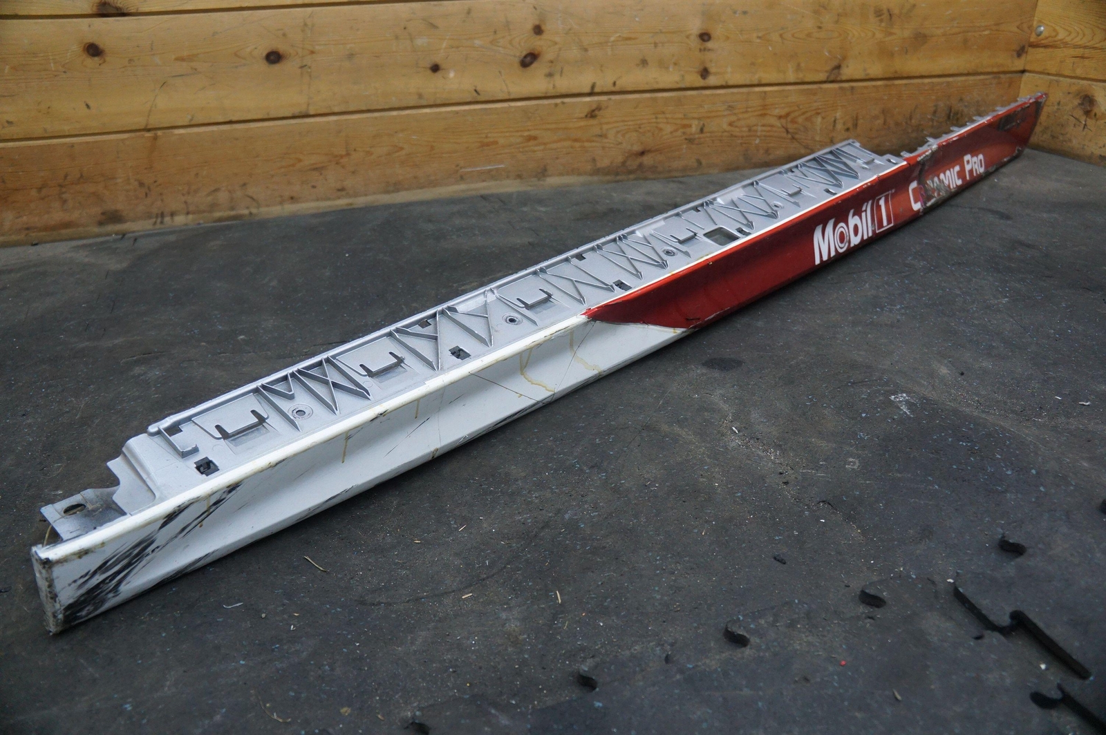 Left Driver Skirt Rocker Molding Panel 4S0853855 Audi R8 LMS GT4 2018; LH *NOTE