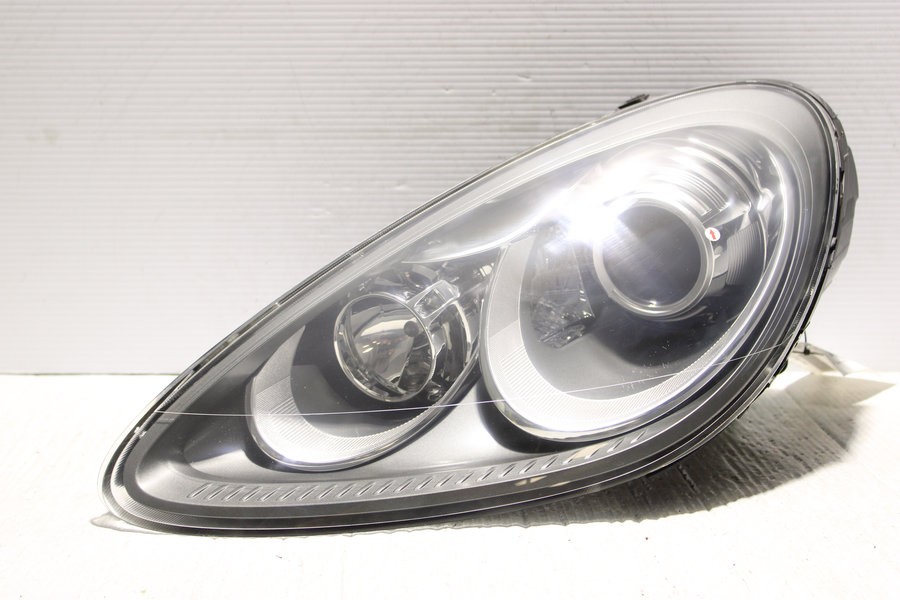 2011-2014 Porsche Cayenne HID Left Side Headlight Assembly OEM 7P5941031AB