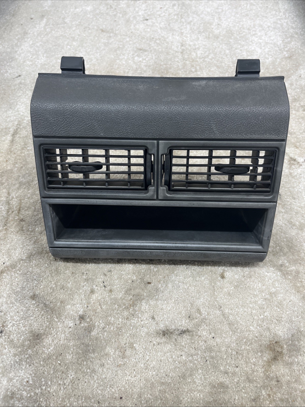 88-94 Chevy GMC Truck 1500 2500 3500 Center Dash Cubby Bezel VENTS FADED GRAY 88-94 Chevy GMC Truck 1500 2500 3500 Center Dash Cubby Bezel VENTS FADED GRAY