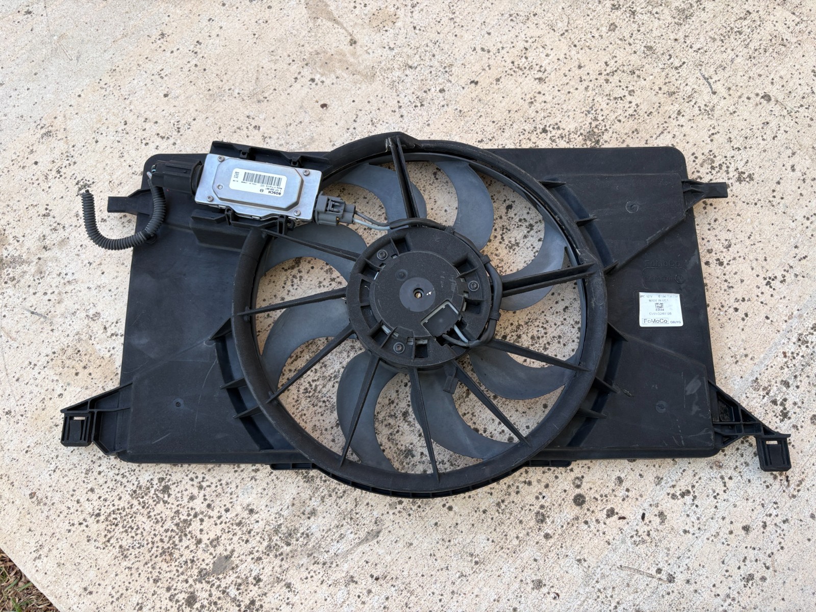 2012 - 2018 Ford Focus 2.0L Radiator Fan Motor Assembly OEM