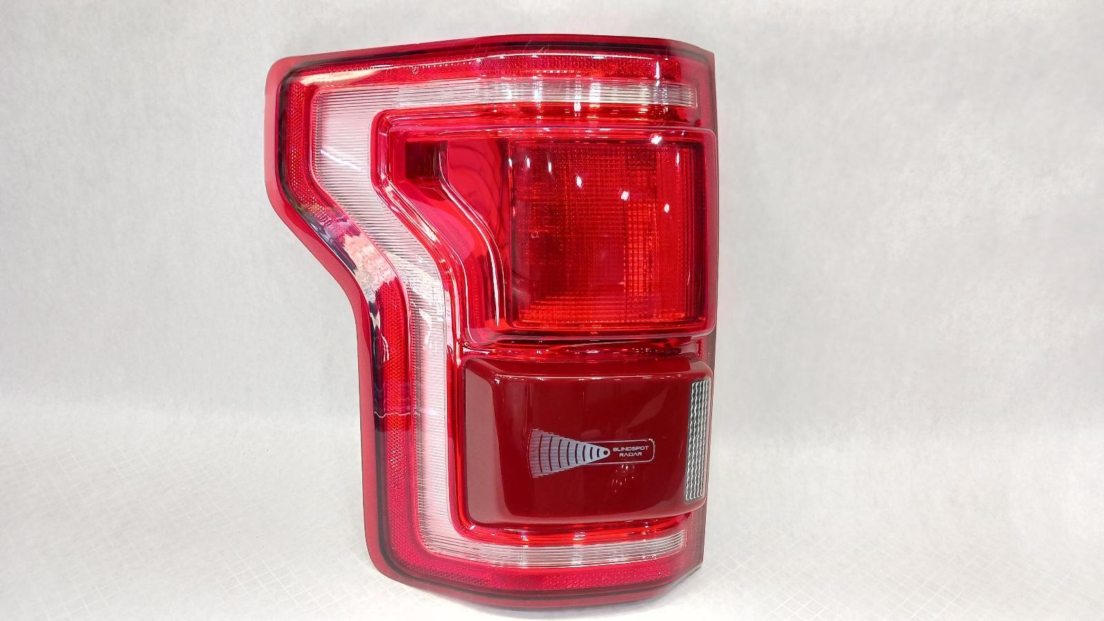 '15-'17 FORD F150 Left driver Taillight LED w/blind spot OEM 6 Month Warranty